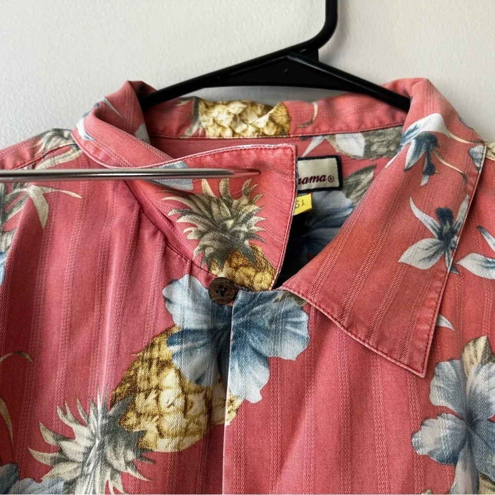 VTG Tommy Bahama Mens XL Pink Blue Hawaiian Button Up Silk SS Shirt Resortwear